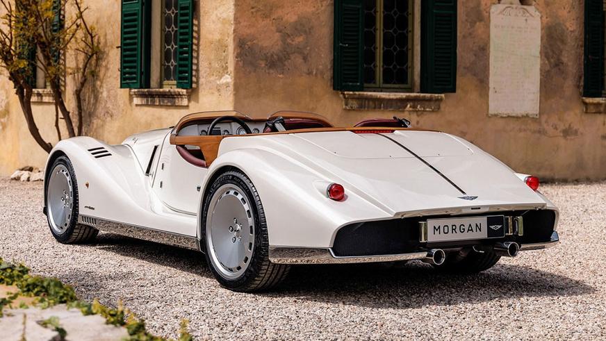 Родстер Morgan Plus Six стал ещё винтажнее благодаря Pininfarina