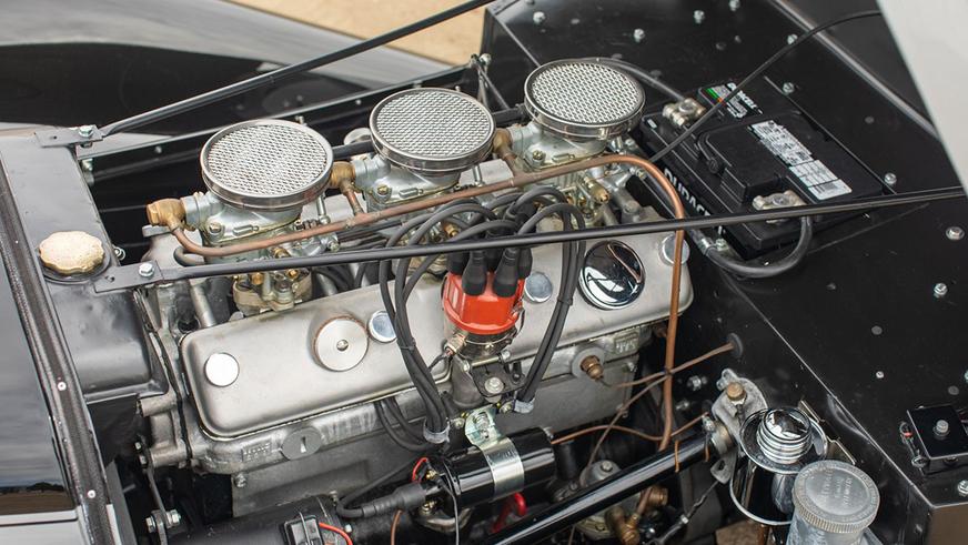 Довоенный BMW 327 выставили на торги в США