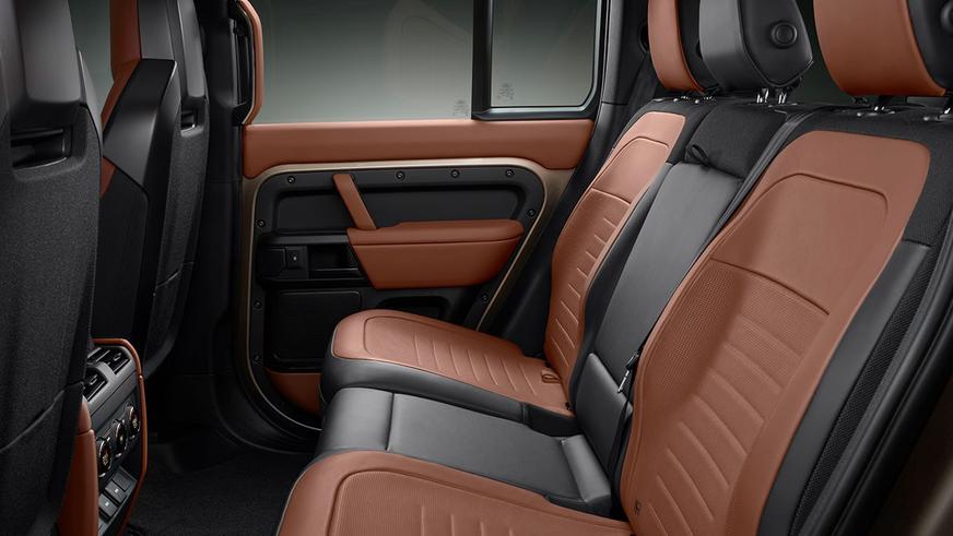 Раскрыт Land Rover Defender Octa