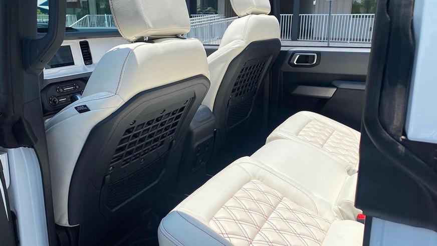 Мечта Барби в&nbsp;&laquo;Форде-Бронко&raquo;