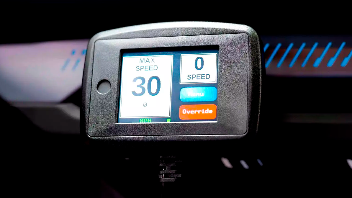 В Нью-Йорке будут наказывать водителей установкой ограничителя скорости