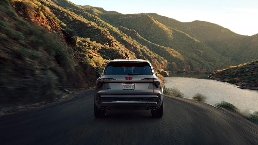 Представлено третье поколение Audi Q7
