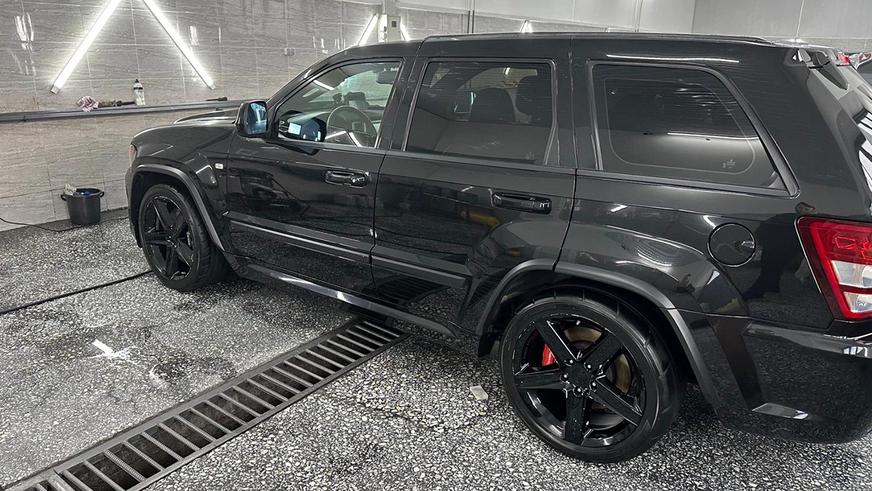 На Kolesa.kz выставлен на продажу 1000-сильный Jeep