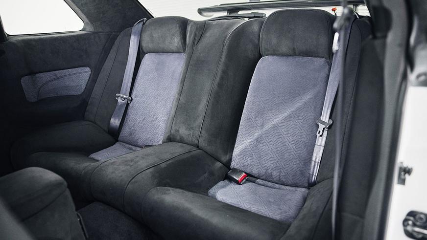 Японское ателье предложило рестомоды на базе Nissan Skyline GT-R