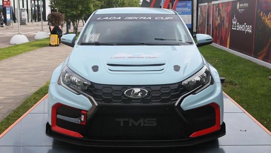 Lada Iskra подготовили для кольцевых гонок
