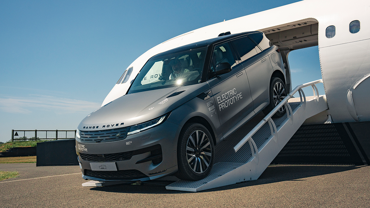 JLR электрлі Range Rover Sport-ты көрсетті