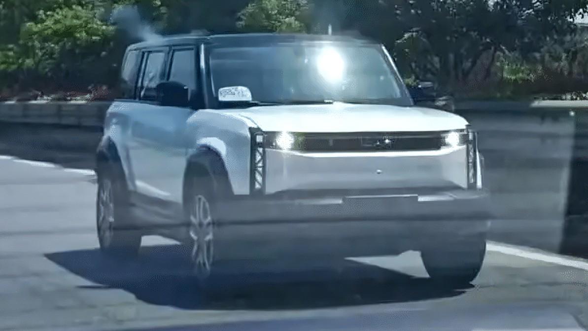 Chery вывела на тесты дальнобойный электрический вcедорожник