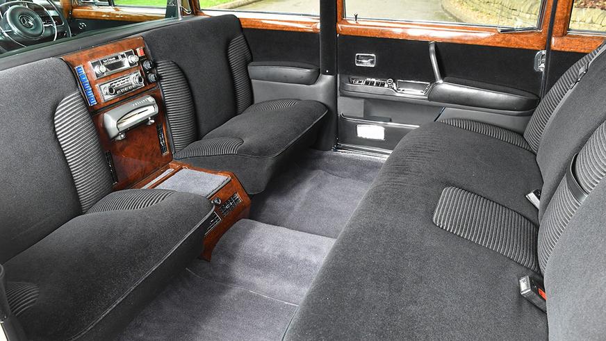 В продаже появился Mercedes-Benz Pullman, собранный для Джона Леннона