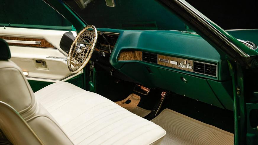 Сadillac Eldorado с рулём-эмблемой выставлен на продажу в США