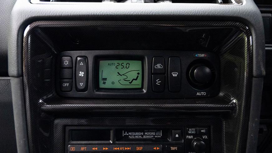 Редкий Mitsubishi Pajero Evolution выставили на продажу в США