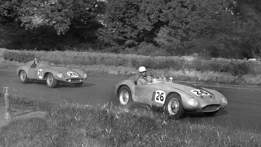 Сгоревший много лет назад Ferrari продали почти за два миллиона долларов