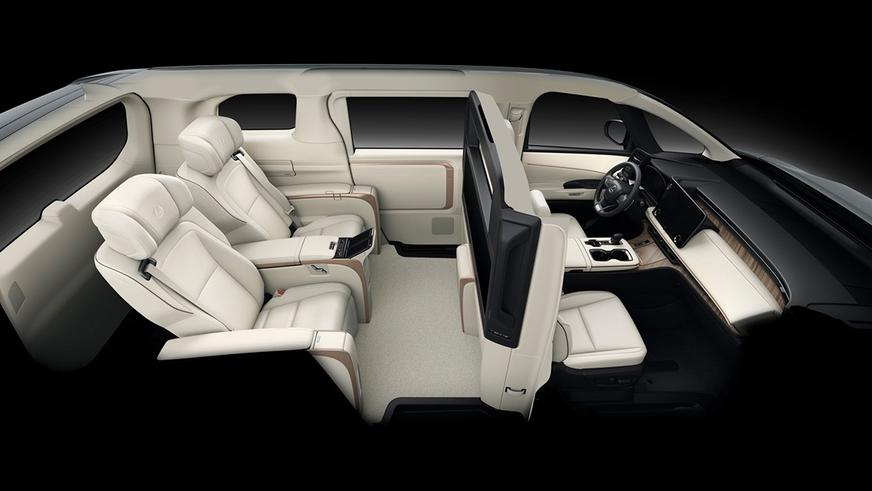 Новый Lexus LM получил турбомотор 2.4 и стал глобальным