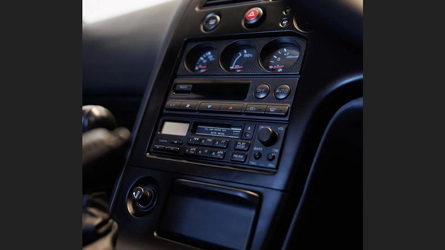 Практически новый Nissan Skyline GT-R продадут на аукционе