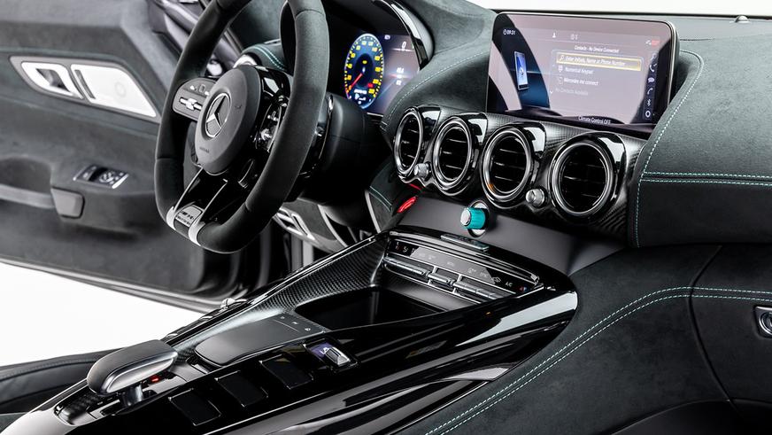 Редчайший Mercedes-AMG GT выставлен на онлайн-торги