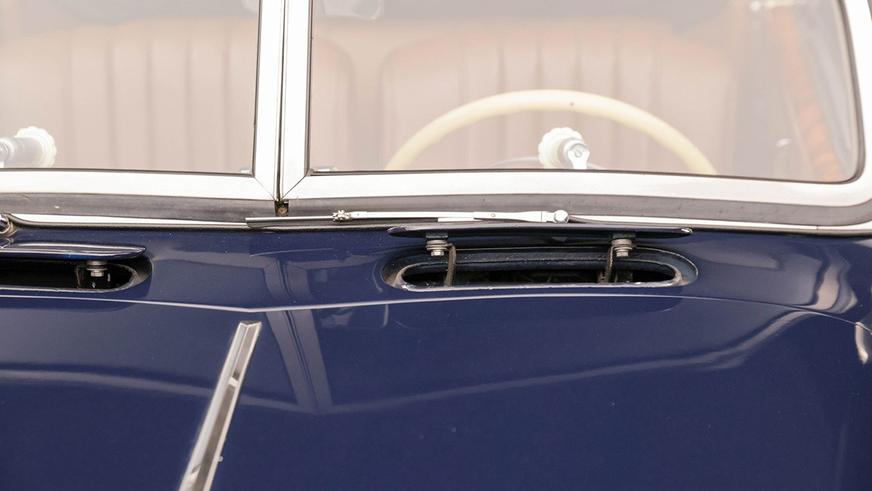 Редкий EMW 327 пустят с молотка в США