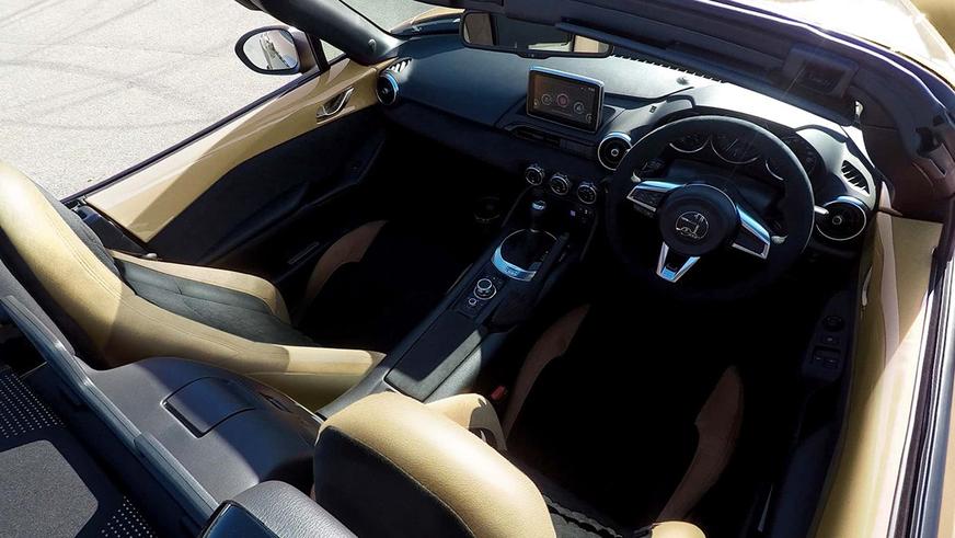 Тираж обновлённого ретрородстера Mitsuoka Himiko будет очень скромным