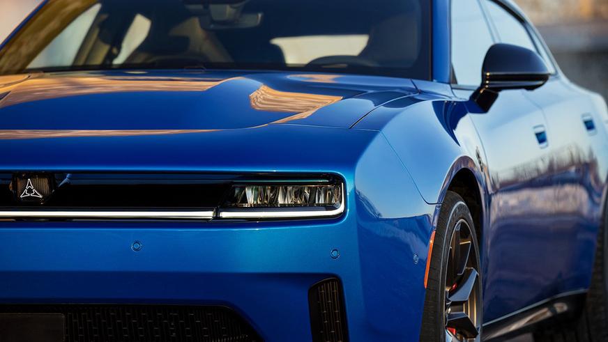 Электрический Dodge Charger стал лифтбэком