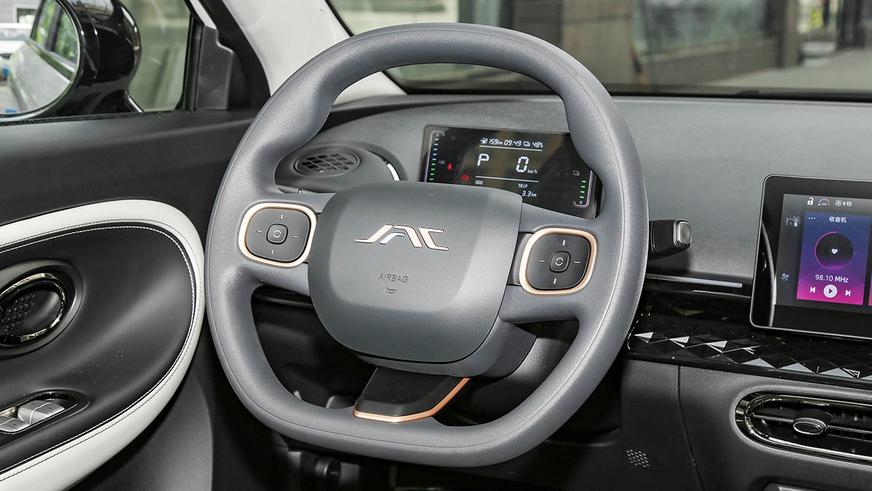 Компания JAC готовит три новинки для рынка Казахстана