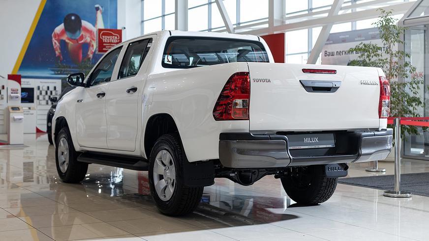 Какие самые продаваемые внедорожники в Казахстане