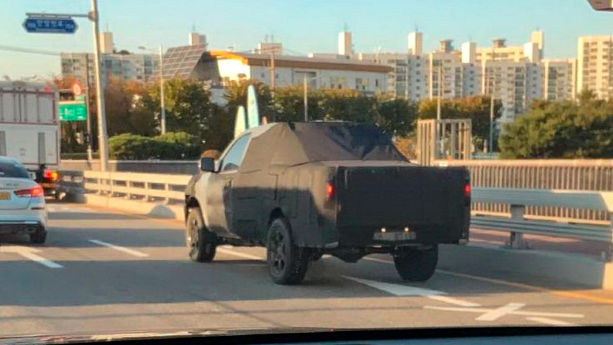 Kia тестирует пикап с «лицом» Mohave