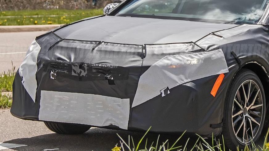 Прототип новой Toyota Camry засекли на дорогах