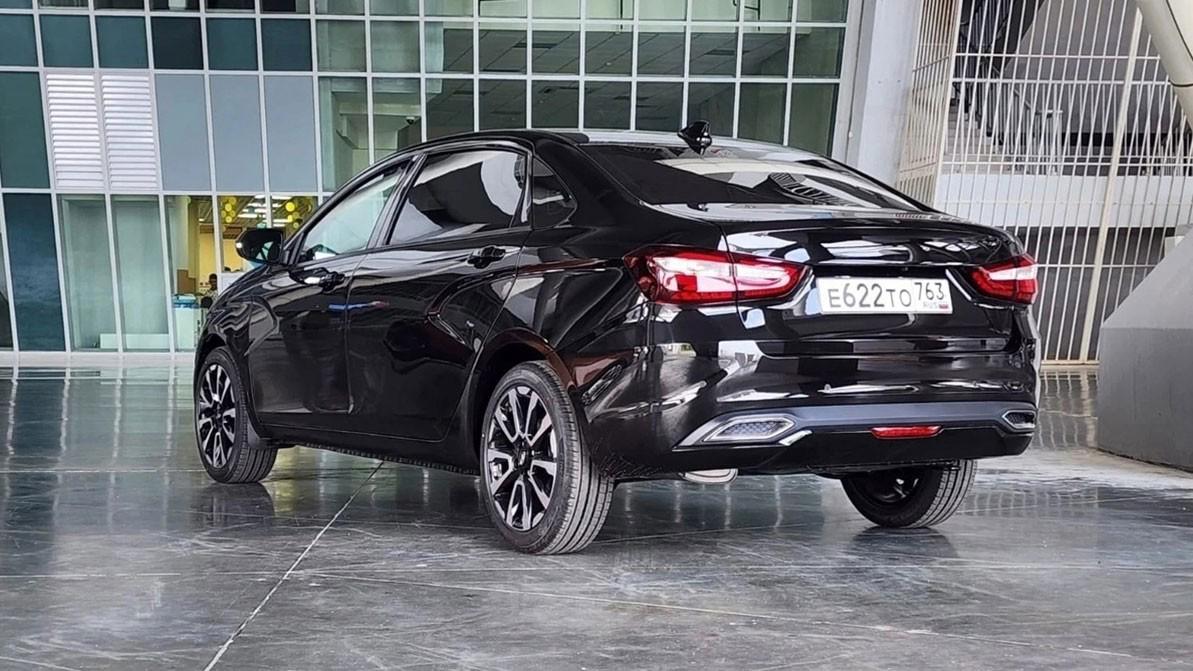 Уточнены сроки запуска в серию Lada Aura