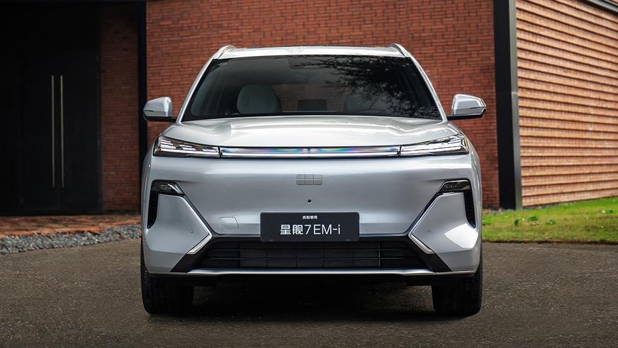 Гибридный Geely EX5 будут выпускать в Казахстане