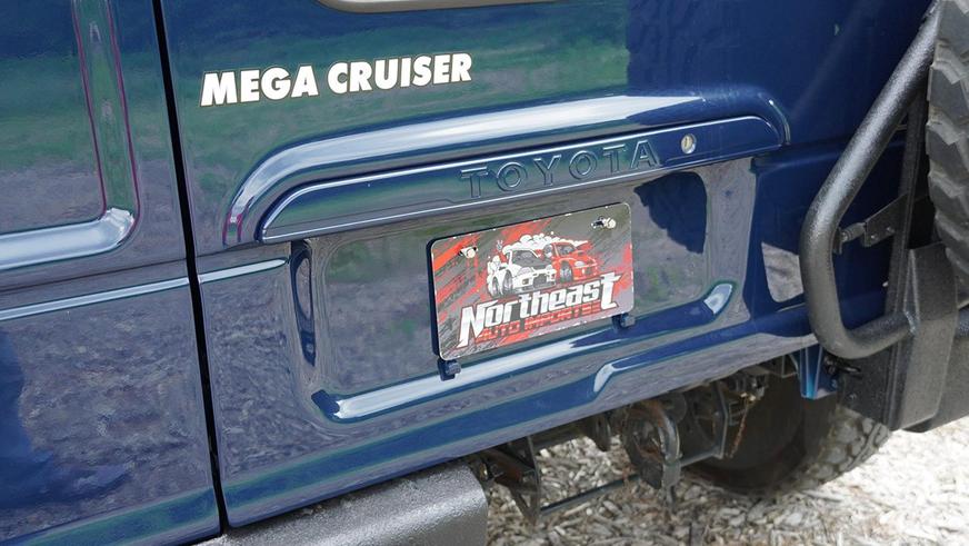 В США нашли уникальный Toyota Mega Cruiser