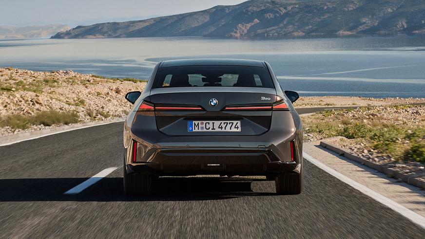 Представлена новая «трёшка», BMW 3-й серии