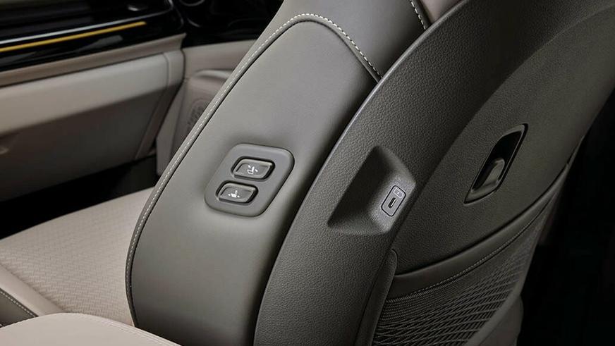 Обновлённый Kia Carnival. Подробности