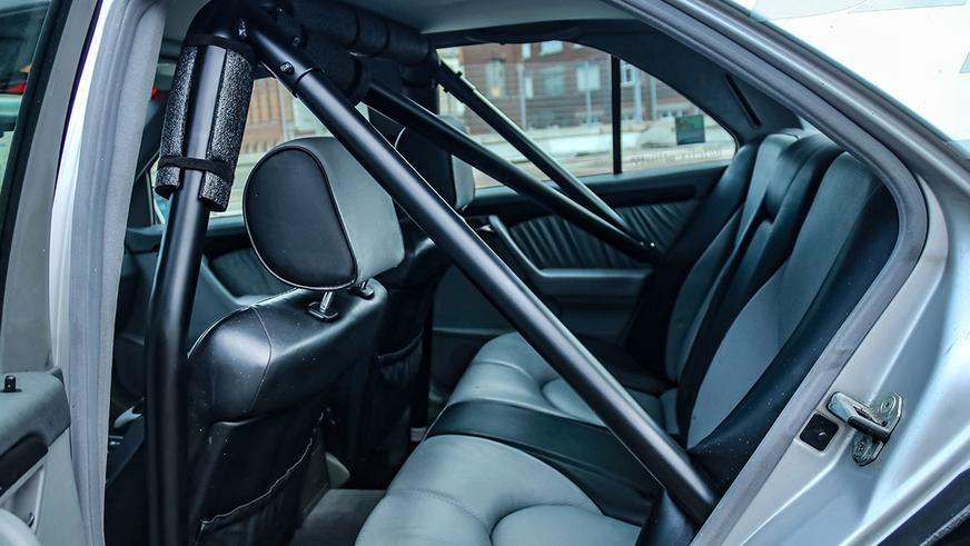 За реплику седана Mercedes-Benz из DTM предлагают всего 5 млн тенге