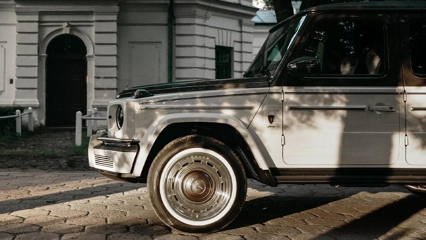 Сверхдорогой «Гелендваген» окрасили алмазной пылью