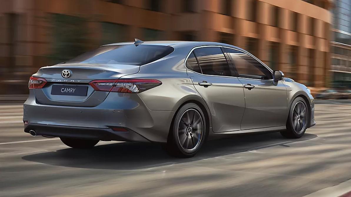Toyota Camry вернулась в Казахстан. Теперь она из Японии