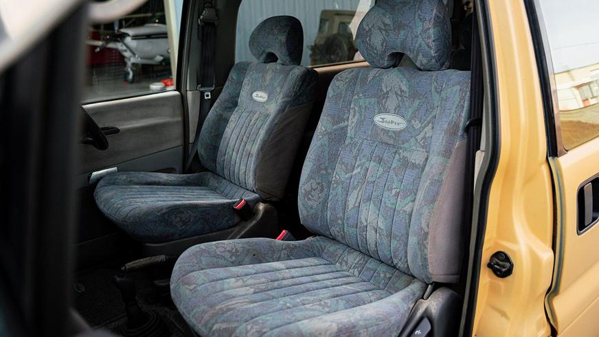 Лифтованная Mitsubishi Delica появилась на торгах в США