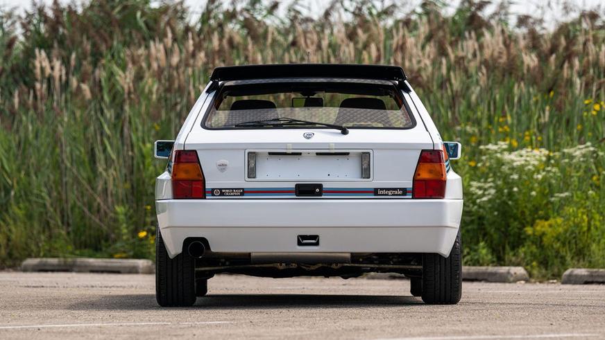 Практически новая Lancia Delta Integrale появилась на торгах