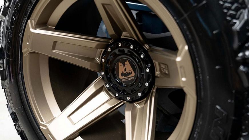 Тюнинг Land Rover Defender 110 в Tonka-стиле