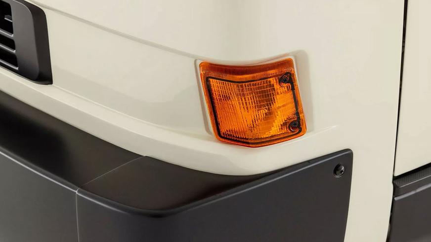 Toyota HiAce стилизовали под VW T3