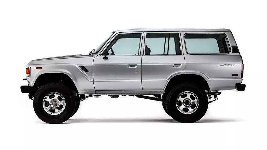 Toyota показала старый Land Cruiser с мотором от трёхсотки