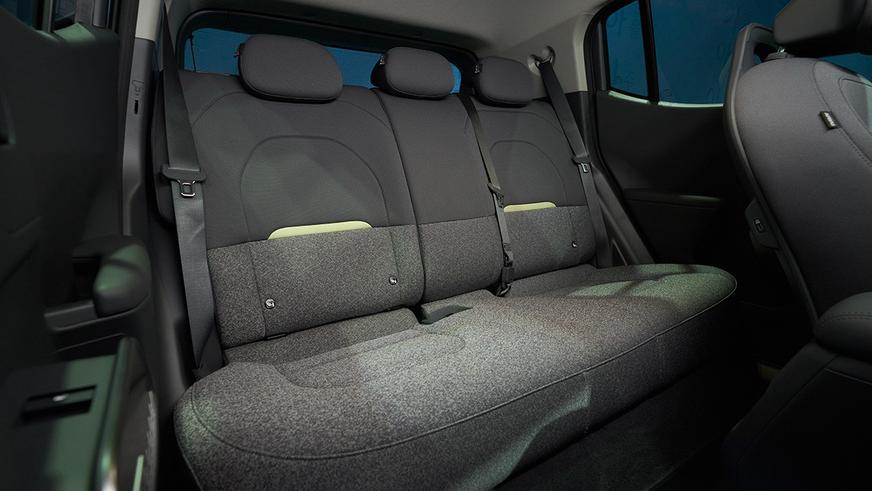 Kia привезла в Европу серийный EV2