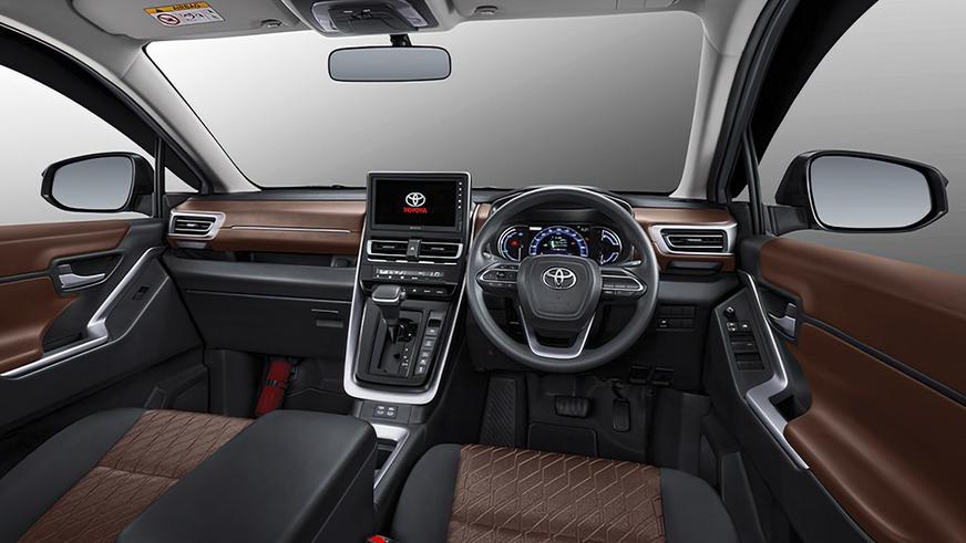 Toyota представила новый кроссвэн Innova для стран Азии