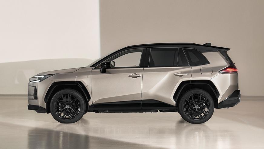 Новый RAV4 в&nbsp;Казахстане будет только гибридным