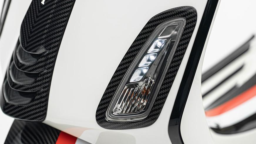 В каталоге Mansory появились и мопеды