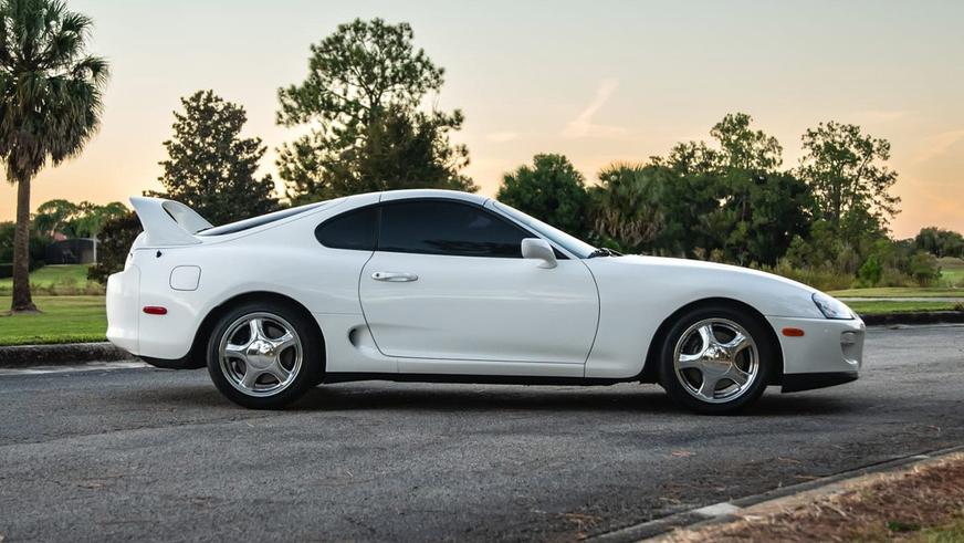 Рекордные 242 тысячи долларов заплатили за Toyota Supra