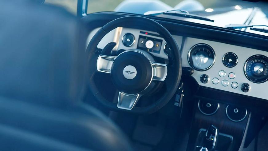 Новый флагман Morgan сохранил мотор BMW и ретродизайн