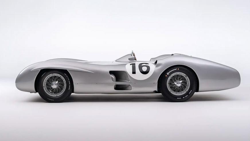 В открытой продаже впервые появился формульный Mercedes-Benz 1954 года