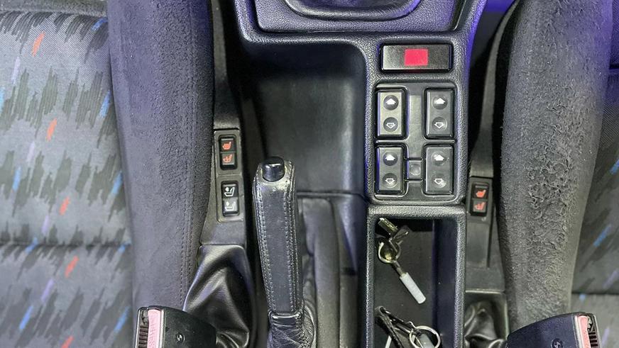 Редкие полноприводные низколёты на Kolesa.kz