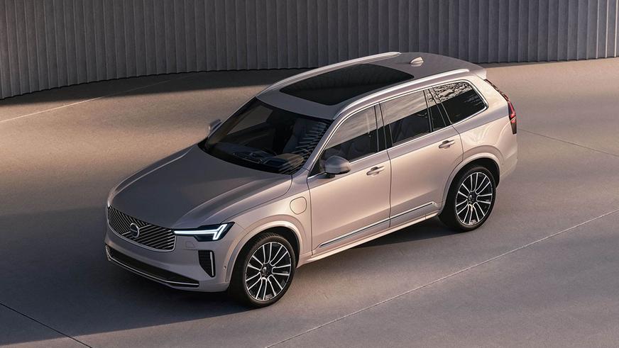 Volvo обновила кроссовер XC90 во второй раз