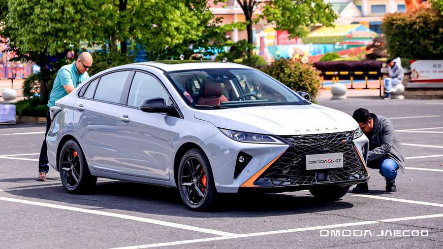 OMODA и JAECOO: два новых автомобильных бренда выходят на рынок Казахстана, предлагая передовые технологии и стильный дизайн, в сотрудничестве с Aster