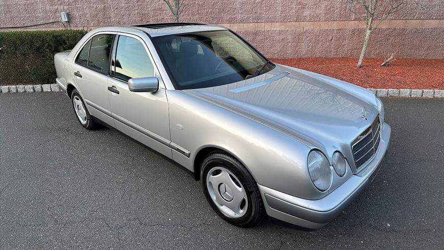 В США нашли E-Class (W210) с пробегом всего 22 тыс. км