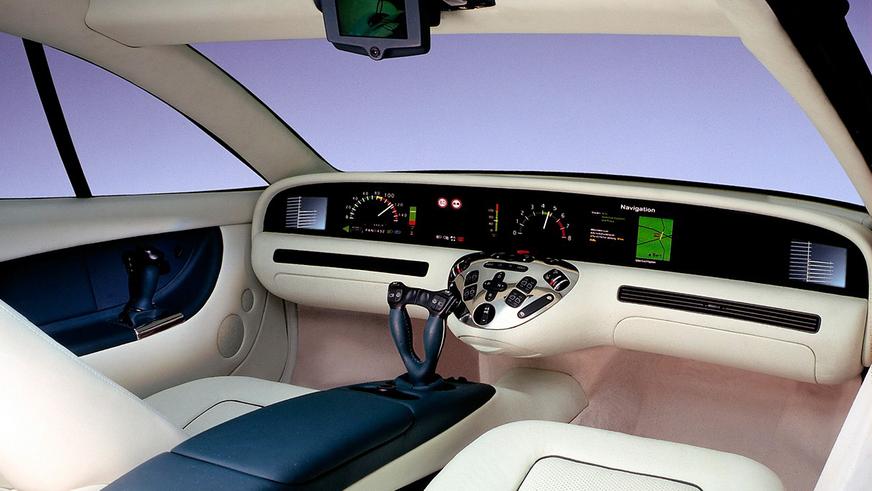 Концепт W220 стоимостью под 10 млн долларов с джойстиком вместо руля